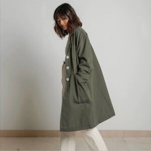 P&Co Janitor Coat Olive
